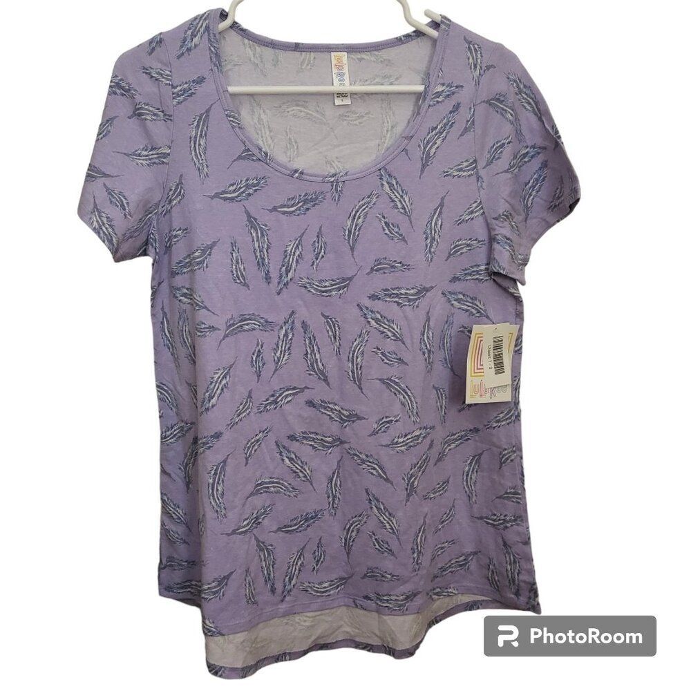 LuLaRoe Lavender floating feathers Classic T